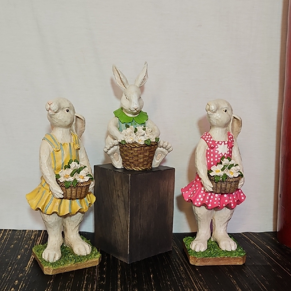 Foreside Home & Garden Bunny Trio with Colorful Dresses